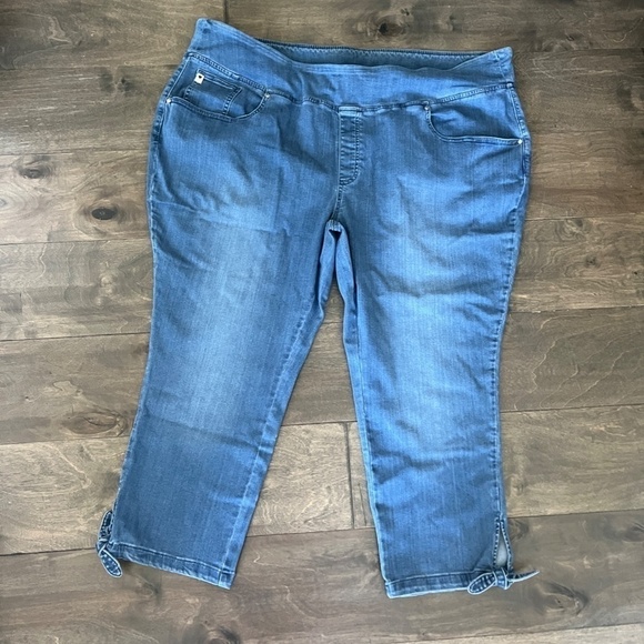 Belle Kim Gravel Jeans - Picture 2 of 5